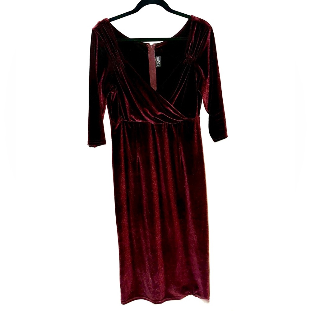Velvet wiggle dress in burgundy